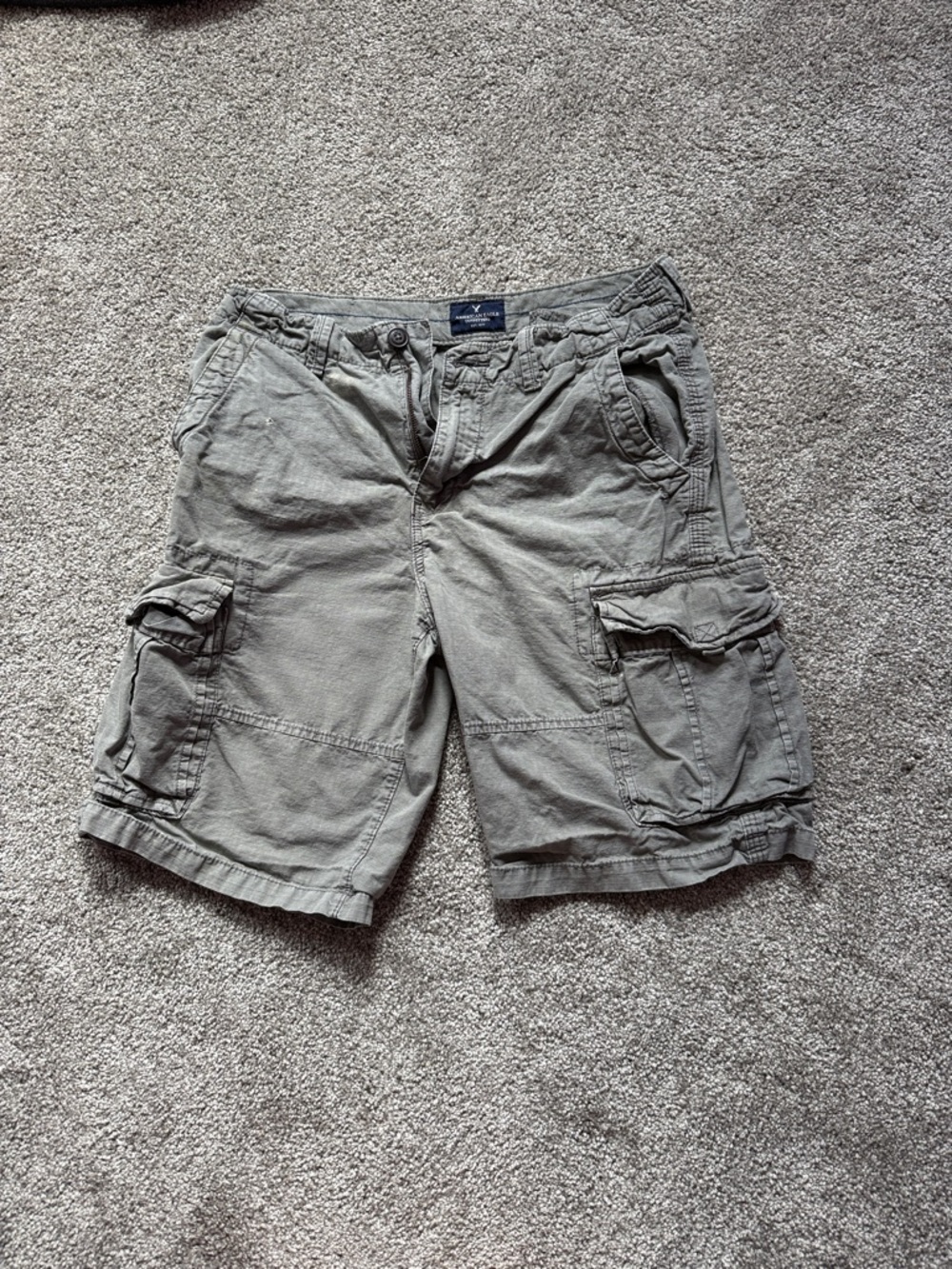 American Eagle Outfitters Men's Cargo Shorts - Light Gray